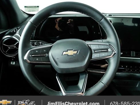 New 2026 Chevrolet Equinox LT FWD image 9