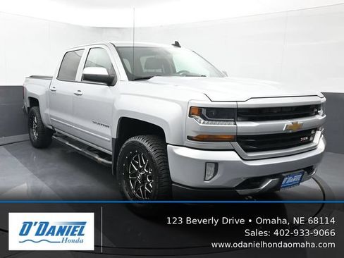Used 2016 Chevrolet Silverado 1500 LT w/ All Star Edition AWD/4WD image 8