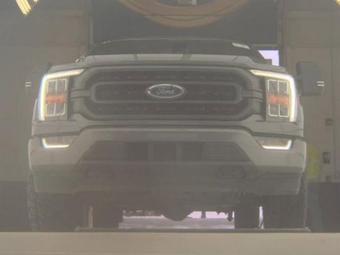 Used 2022 Ford F150 XLT w/ Equipment Group 302A High image 3