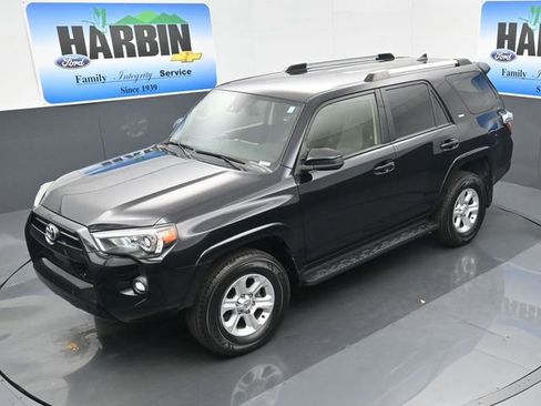 Used 2024 Toyota 4Runner SR5 image 23