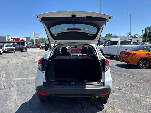 Used 2022 Honda HR-V EX image 19