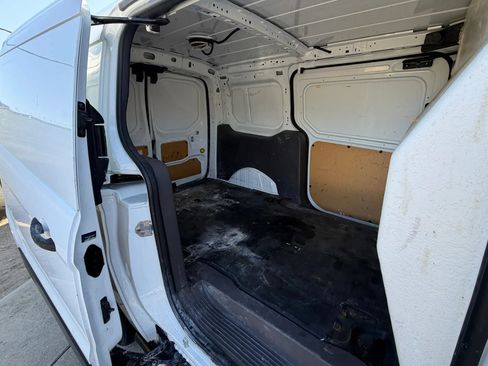 Used 2020 Ford Transit Connect XL FWD image 18