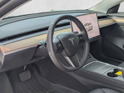 Used 2023 Tesla Model 3 Standard Range RWD image 10
