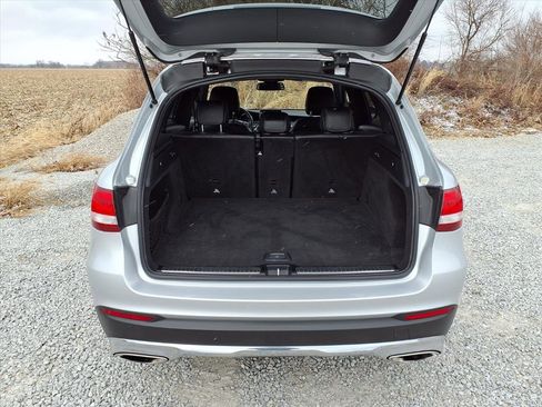 Used 2018 Mercedes-Benz GLC 300 GLC 300 w/ Premium Package image 32