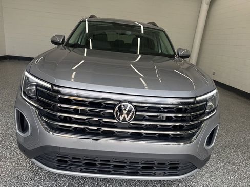 New 2026 Volkswagen Atlas SE image 6
