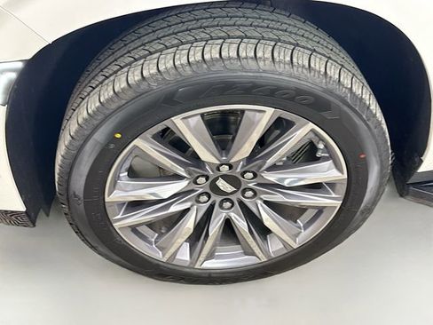 Used 2023 Cadillac Escalade ESV Sport AWD/4WD image 35