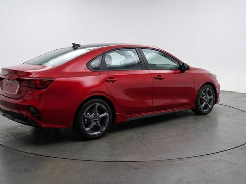 Used 2025 Kia K4 LXS image 9