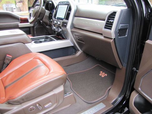 Used 2022 Ford F350 King Ranch w/ King Ranch Ultimate Package image 22