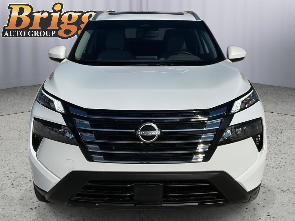 Used 2026 Nissan Rogue SV w/ SV Premium Package AWD/4WD image 8