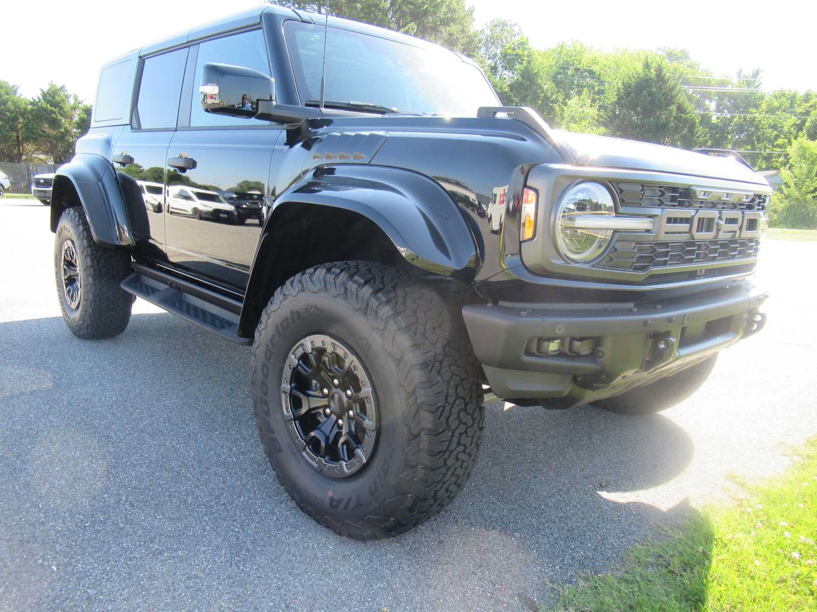 New 2026 Ford Bronco Raptor AWD/4WD image 3
