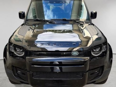Used 2020 Land Rover Defender 110 First Edition AWD/4WD image 29