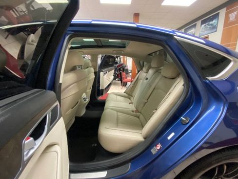 Used 2015 Hyundai Genesis 5.0 RWD image 14
