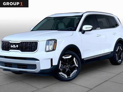 Used 2023 Kia Telluride EX w/ EX Captain's Chair Package