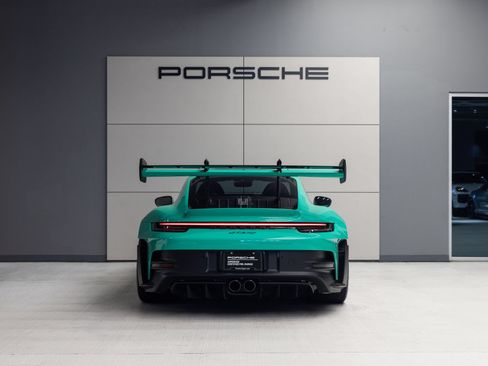 Certified 2025 Porsche 911 GT3 RS w/ Weissach Package RWD image 6