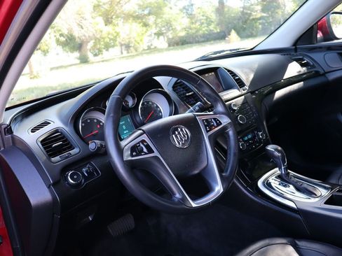 Used 2012 Buick Regal Premium image 15