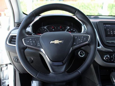 Used 2023 Chevrolet Equinox LT w/ Driver Convenience Package image 21