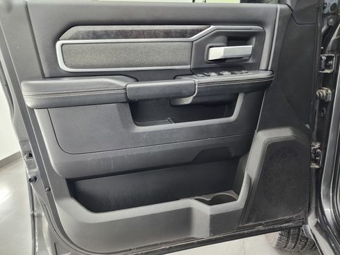 Used 2022 RAM 2500 Big Horn w/ Night Edition image 39