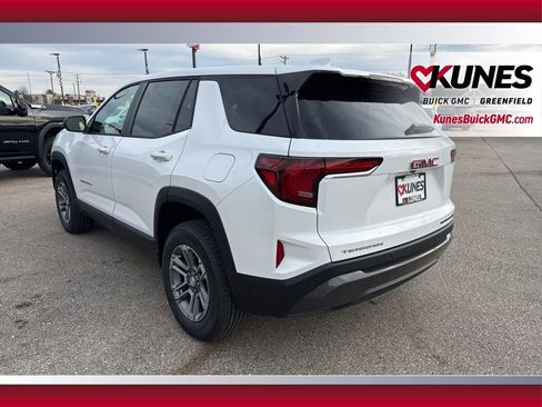 New 2026 GMC Terrain Elevation w/ LPO, Floor Liner Package image 7