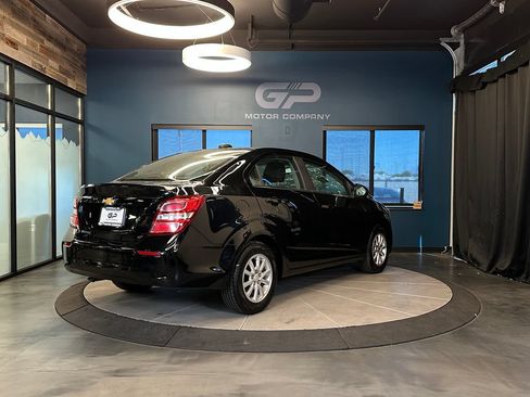 Used 2019 Chevrolet Sonic LT FWD image 3