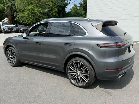 Used 2021 Porsche Cayenne S AWD/4WD image 11