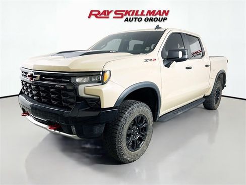 Used 2022 Chevrolet Silverado 1500 ZR2 image 3