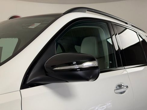 New 2026 Mercedes-Benz GLE 450 4MATIC image 13