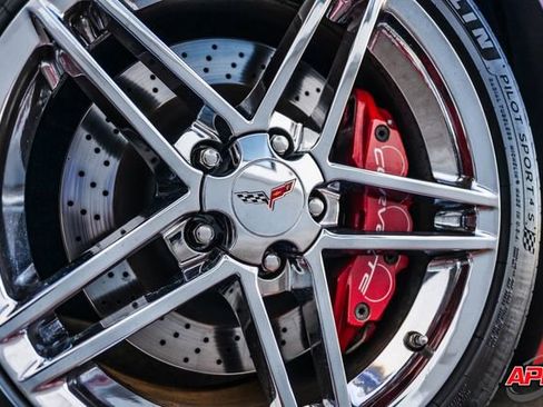 Used 2009 Chevrolet Corvette Z06 w/ Preferred Equipment Group image 4