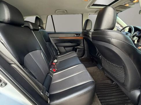 Used 2014 Subaru Outback 2.5i Limited w/ Moonroof Package image 12