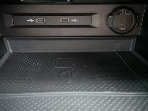 Certified 2024 Volkswagen Tiguan SE AWD/4WD image 29