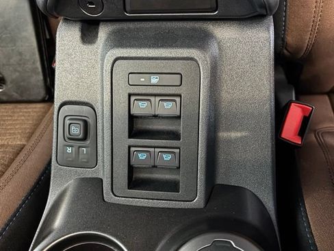 Used 2023 Ford Bronco Outer Banks AWD/4WD image 70