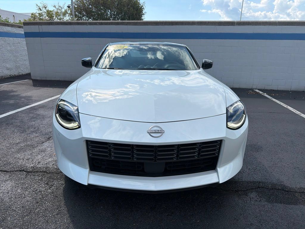 Used 2023 Nissan Z w/ Floor Mat Package (L93) RWD image 8