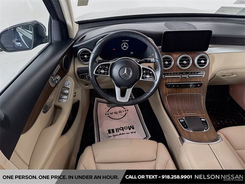 Used 2021 Mercedes-Benz GLC 300 4MATIC image 22