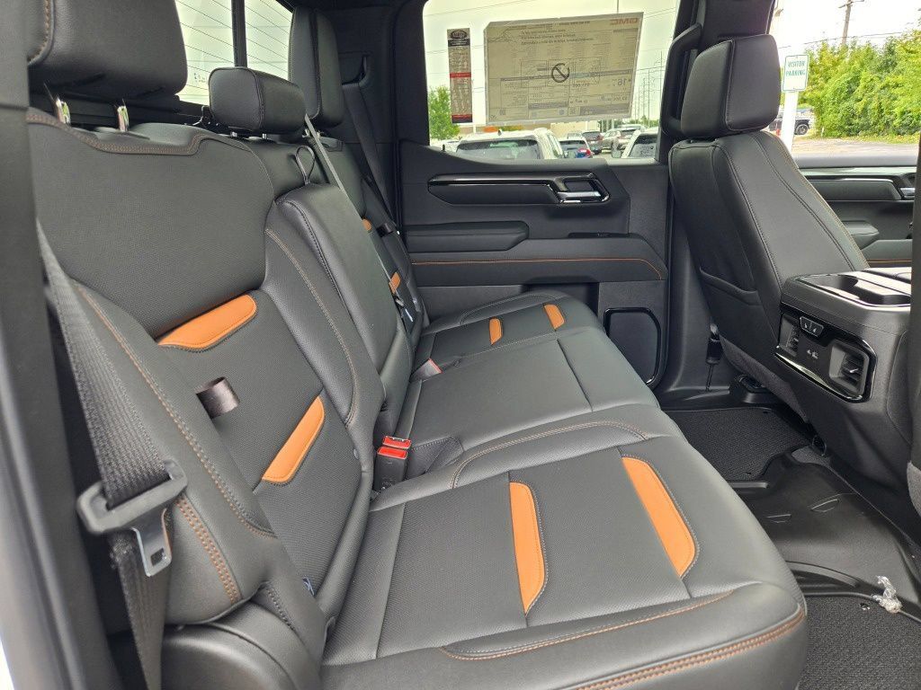 New 2026 GMC Sierra 1500 AT4 w/ Technology Package AWD/4WD image 21