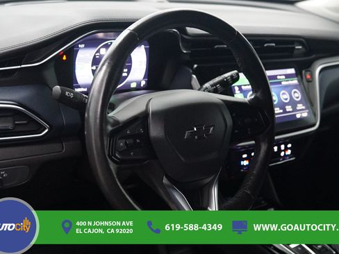 Used 2022 Chevrolet Bolt EUV Premier w/ Sun & Sound Package FWD image 19