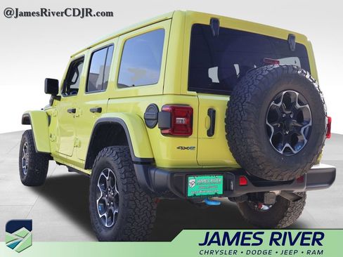 Used 2023 Jeep Wrangler Unlimited Rubicon 4xe w/ Cold Weather Group AWD/4WD image 3