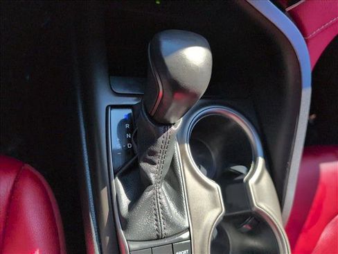 Used 2022 Toyota Camry XSE image 12