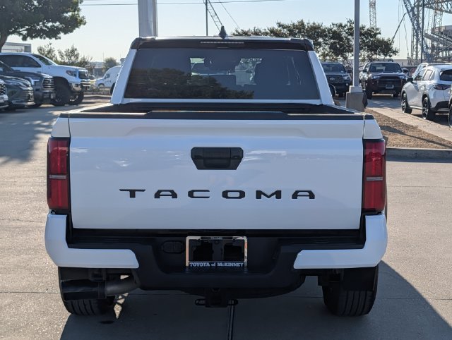 Used 2024 Toyota Tacoma TRD Sport AWD/4WD image 7