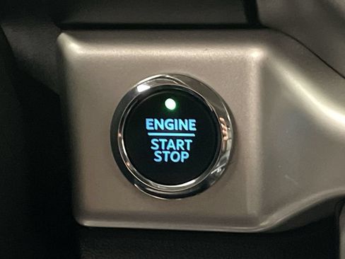Used 2022 Ford Expedition Max XLT AWD/4WD image 11