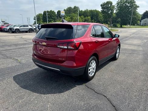 Used 2024 Chevrolet Equinox LT w/ LPO, Floor Liner Package AWD/4WD image 3