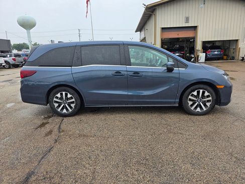 Used 2025 Honda Odyssey EX-L image 10
