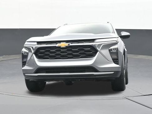 Used 2025 Chevrolet Trax LT w/ Driver Confidence Package FWD image 58