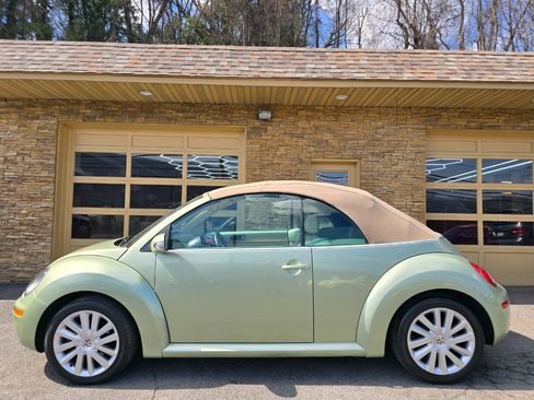 Used 2008 Volkswagen Beetle SE image 35