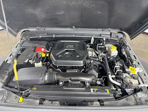 Used 2021 Jeep Wrangler Unlimited Sport image 26