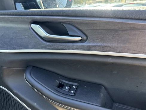 Used 2022 Jeep Grand Cherokee Limited 4xe w/ Luxury Tech Group II image 20