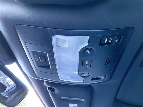 Used 2020 Lexus IS 300 F Sport image 32