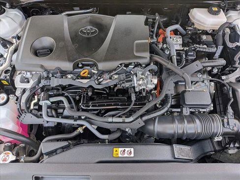 Used 2025 Toyota Camry LE FWD image 22