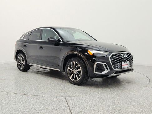 Used 2023 Audi Q5 2.0T Premium Plus w/ Premium Plus Package AWD/4WD image 3