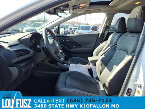 Certified 2025 Subaru Crosstrek 2.5i Limited w/ Crosstrek Mirror Package image 25