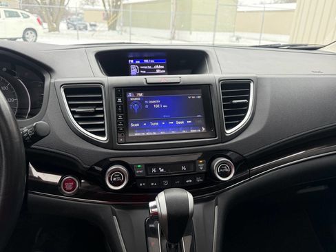 Used 2016 Honda CR-V Touring image 12