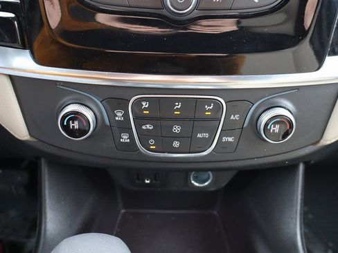 Used 2024 Chevrolet Traverse LS w/ Safety Package image 13